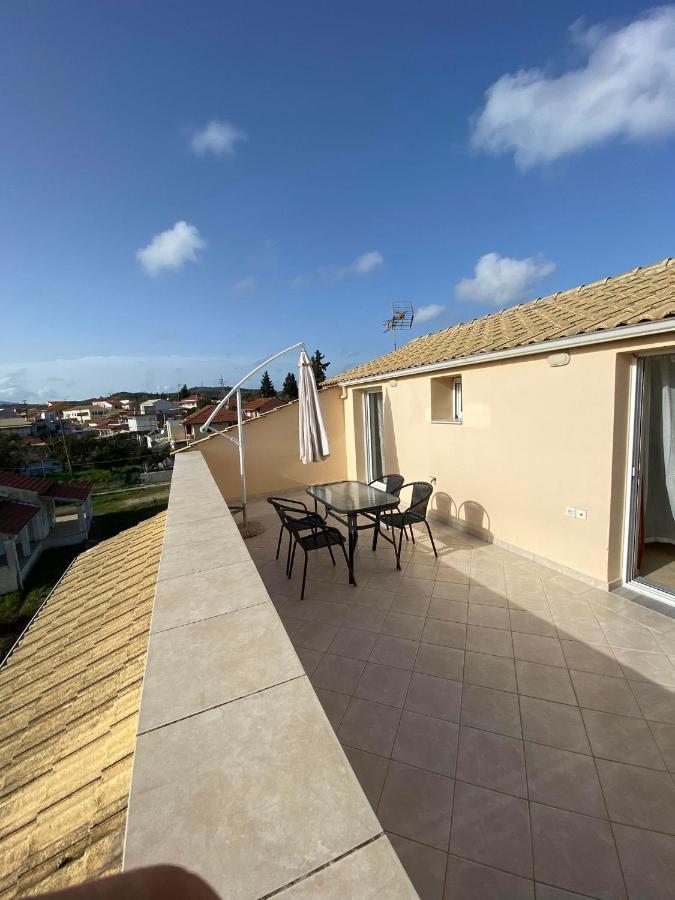 La Soffitta Di Bampina Apartment Perivolion Luaran gambar