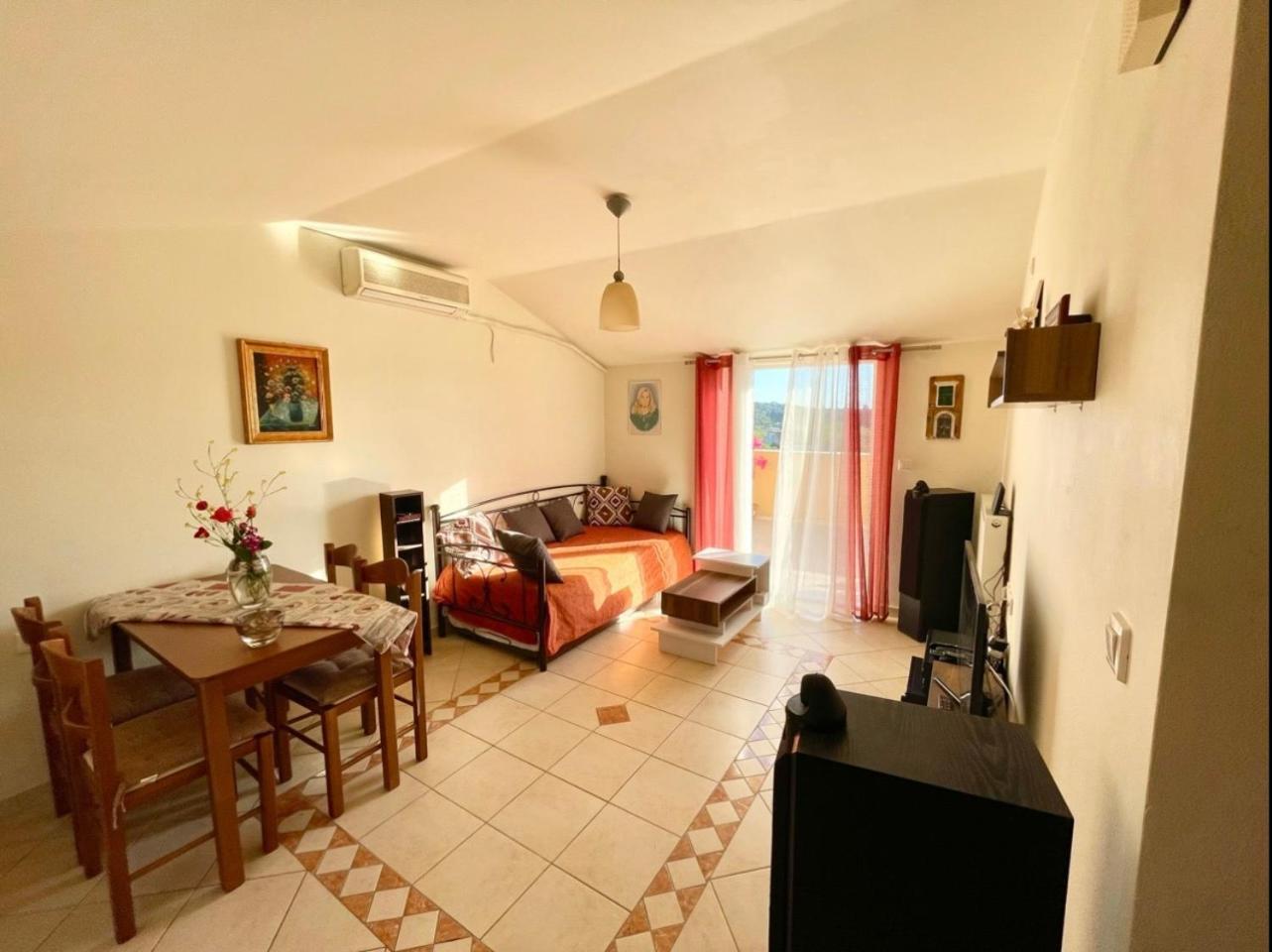 La Soffitta Di Bampina Apartment Perivolion Luaran gambar